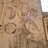 Malowidło ścienne przedstawiające biskupa.