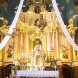Bild: Ołtarz główny Sanktuarium Chrystusa Cierpiącego Bielany